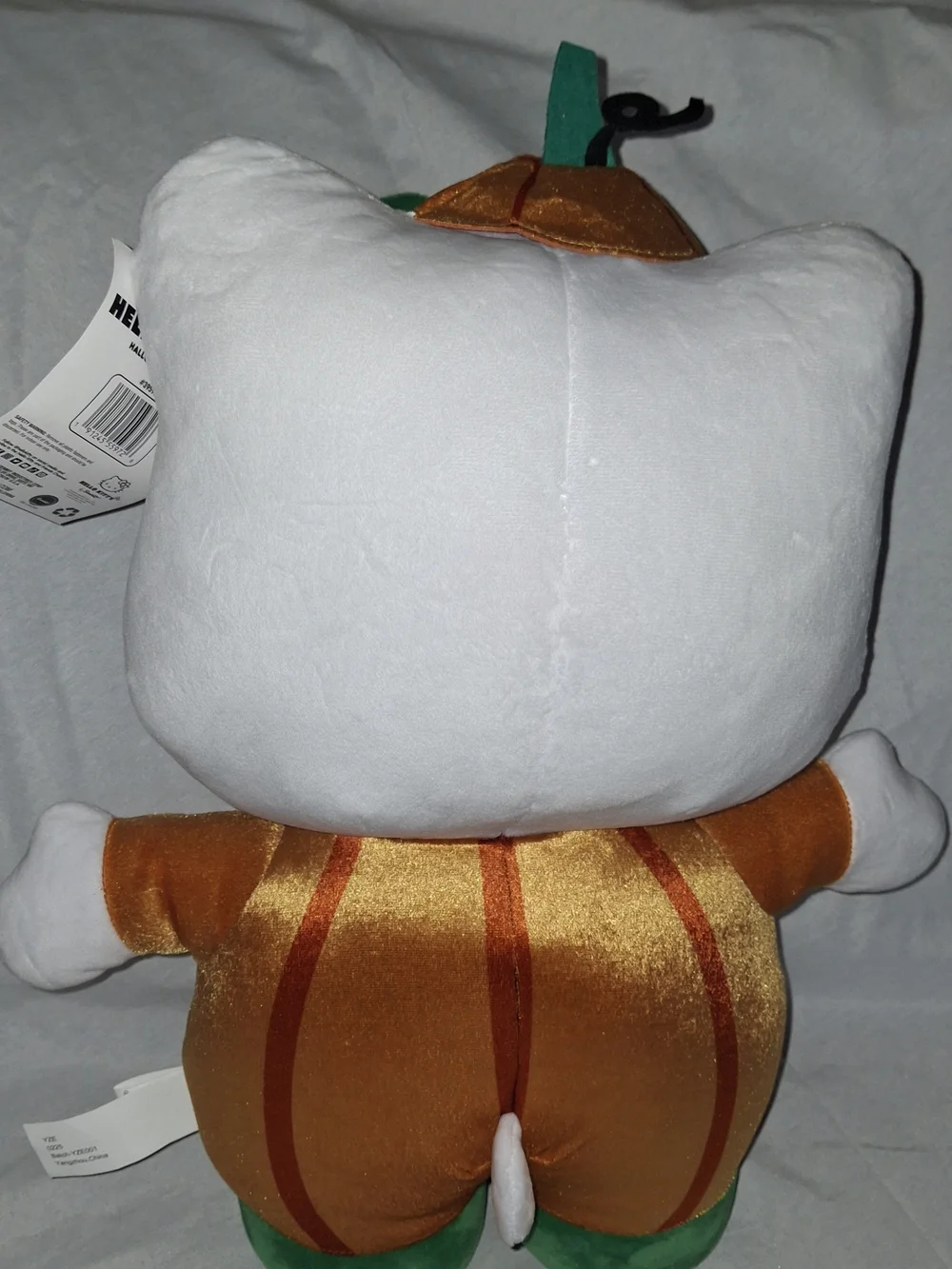 Hello Kitty Pumpkin Halloween Greeter